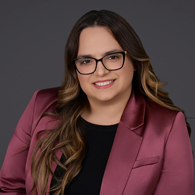 Ariana E. De La Fuente attorney photo