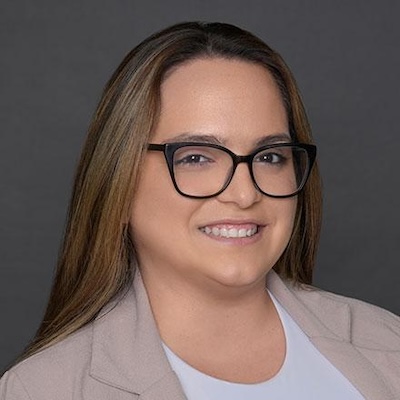 Ariana E. De La Fuente attorney photo